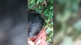 Bengali bhabhi Shalini outdoor mein blowjob deti hui