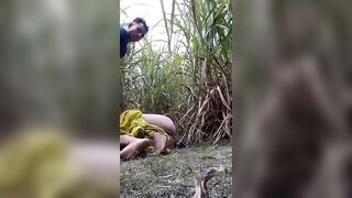 Khet mein dehati village bhabhi ki chudai