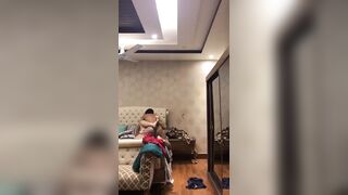 Hotel mein cheater wife apne boss se chud gayi