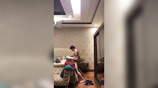 Hotel mein cheater wife apne boss se chud gayi