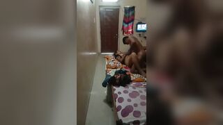 Desi wife maje mein chud gayi apne boyfriend se