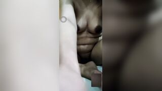 Bhabhi apne yaar ke sath nude video sex karti hui