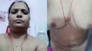 Bihari bhabhi ki boobs aur chut ki selfie