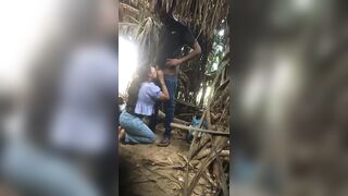 Park mein Tamil girlfriend ne blowjob diya