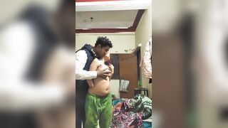Bhabhi blowjob dekar doggy style mein chud gayi