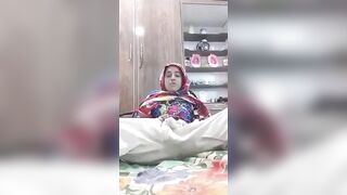 Pakistani Muslim girl ki desi fingering sex video