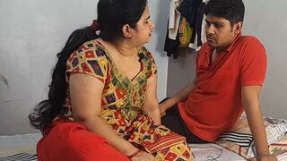 Chubby bhabhi ki chut mein ungli karke devar ne choda