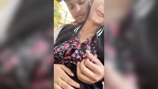 College girl Rani ki boobs ko dabaya bf ne