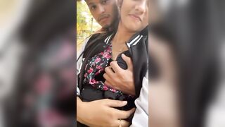 College girl Rani ki boobs ko dabaya bf ne