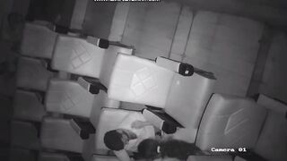 Cinema hall mein bf ko blowjob deti girlfriend