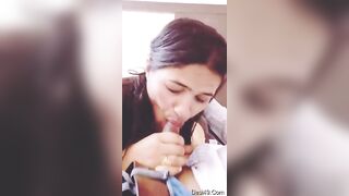 Hot girlfriend ne lund chusa apne lover ka