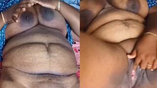 Big boobs daba kar fingering karti Tamil aunty