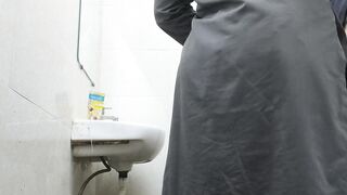 Husband ke friend se chud gayi bhabhi